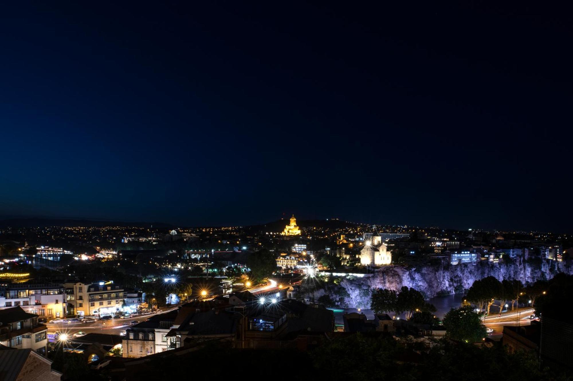 Citadel Narikala Hotel Tbilisi ภายนอก รูปภาพ